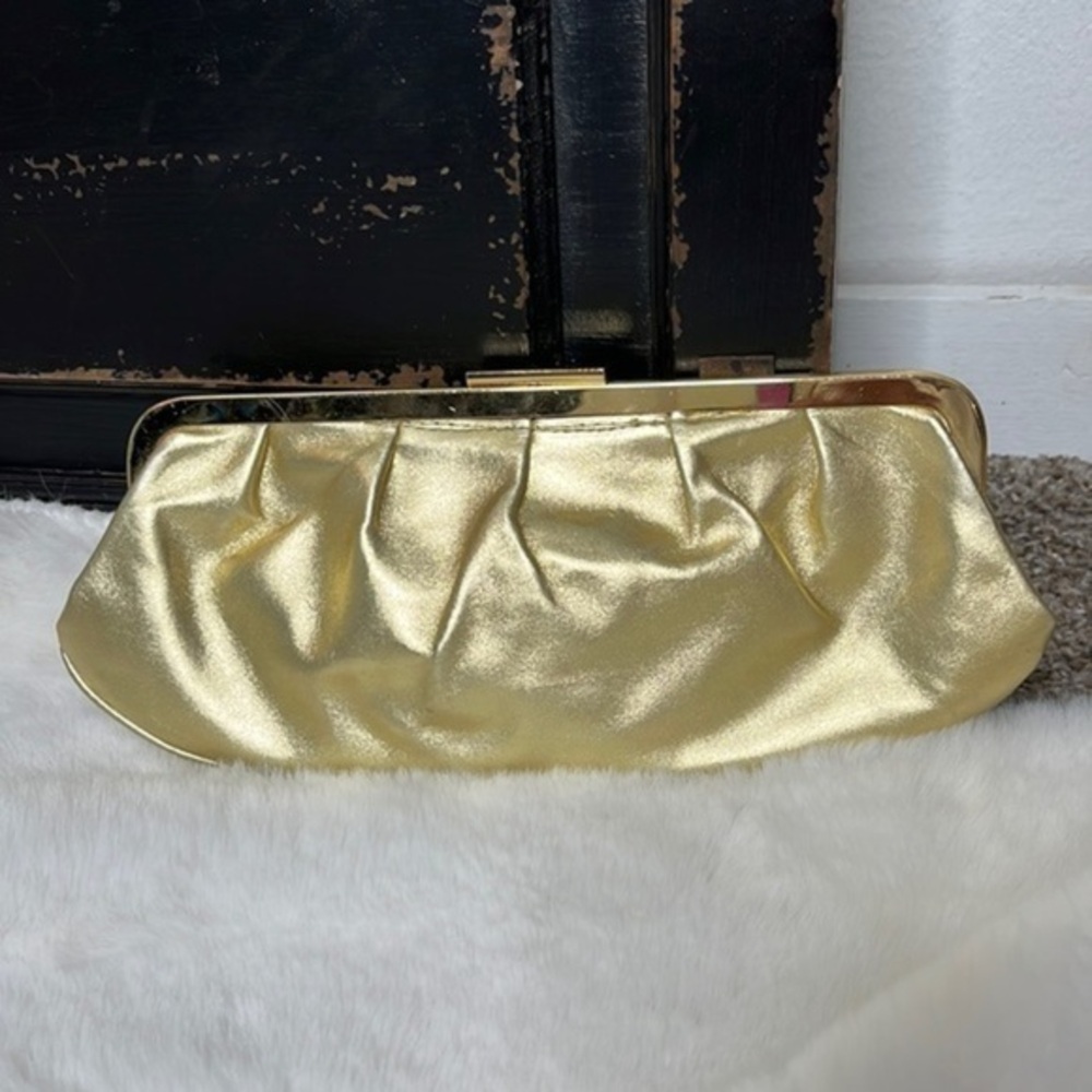 Vintage GIANI BERNINI Leather Clutch gold
